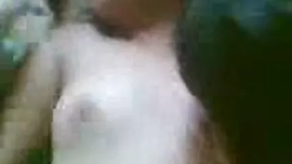 Busty فیلم سکسی ایرانی با لینک مستقیم چوزہ ویب کیم پر کنکی ہو جاتا ہے۔