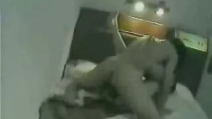 جنگل کے وسط میں ایک گاڑی کے ہڈ پر، اتارنا fucking. جدیدترین فیلمهای سکسی ایرانی