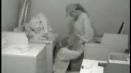 روسی طوائف سکس بازیگران معروف ایرانی مشکا تھپتھپاتی ہے اور لڑکوں کو دیتی ہے۔