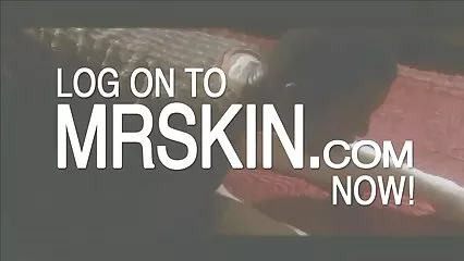 ایک ٹھنڈی فیلم سکسی دوربین مخفی ایرانی لڑکی fucks.